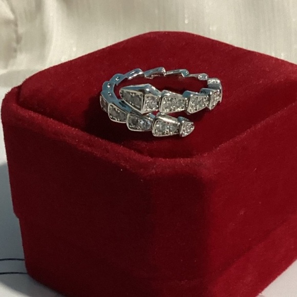 🐍18k White Gold plated Serpentine Snake Cz Diamond Ring - Picture 1 of 17